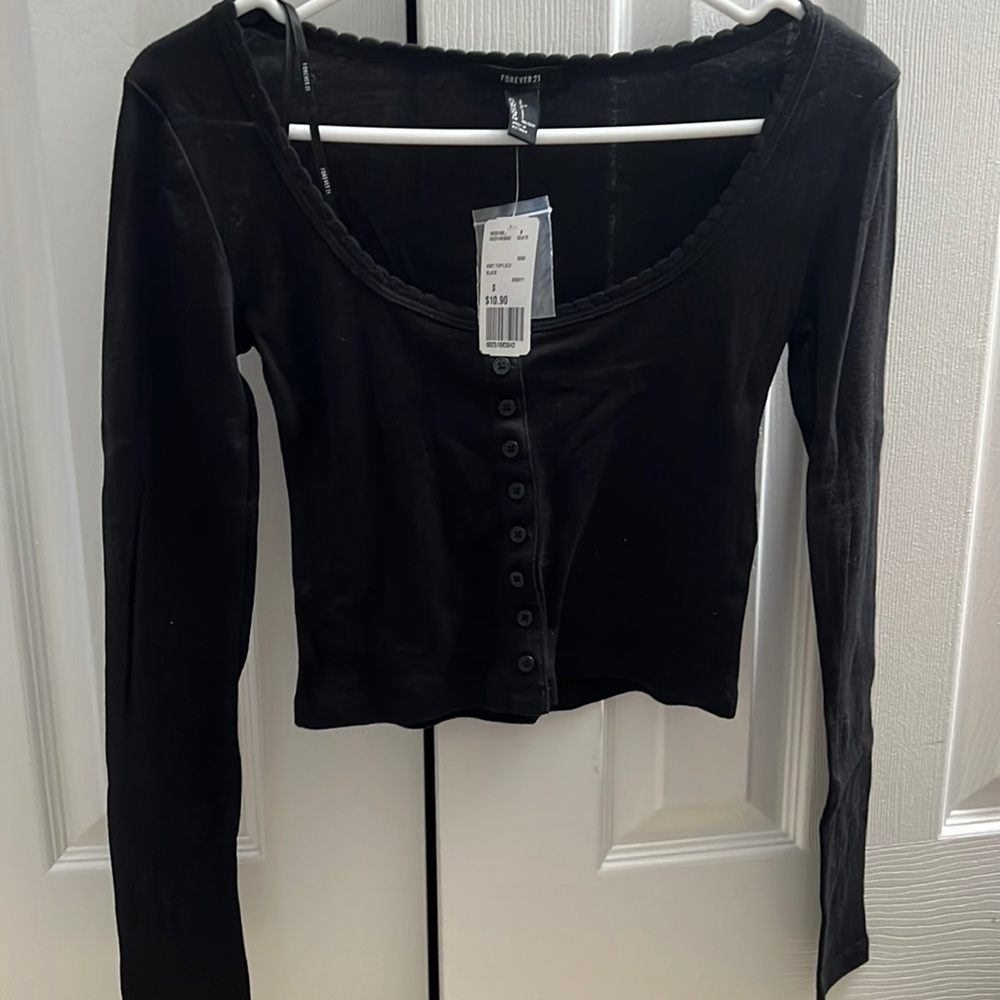 Forever 21 ribbed button crop top small nwt